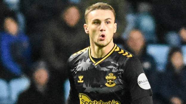 Queens Park Rangers 0-1 Southampton: Taylor Harwood-Bellis strike earns  Saints win - BBC Sport