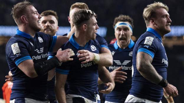 <div>Six Nations: 'Forget Wales bogeyman Warren Gatland... this must be Scotland's time'</div>