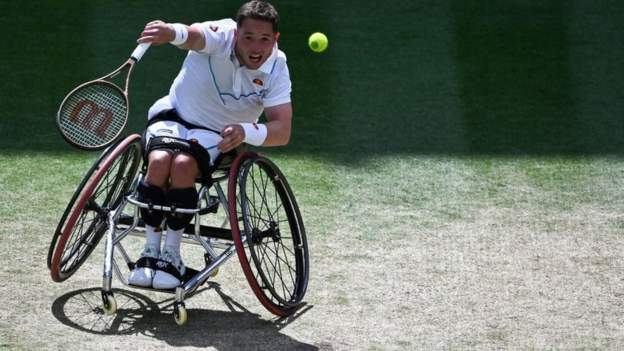 Hewett loses wheelchair final to top seed Oda