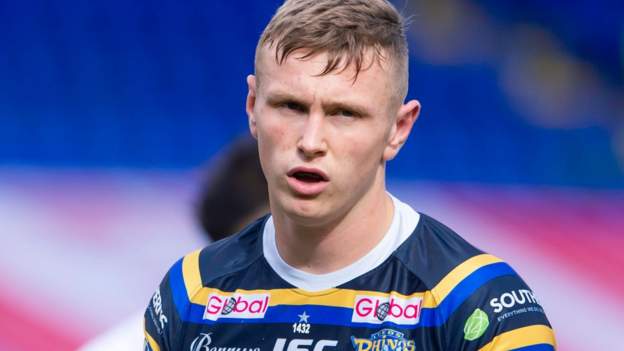 Harry Newman: Leeds Rhinos centre agrees new three-year deal with Super ...