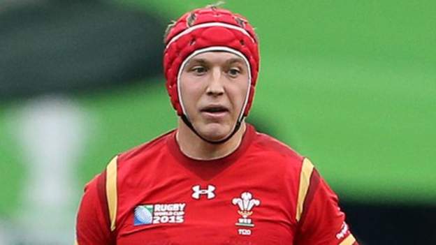 Tyler Morgan Wales And Dragons Centre To Have Shoulder Surgery Bbc Sport 