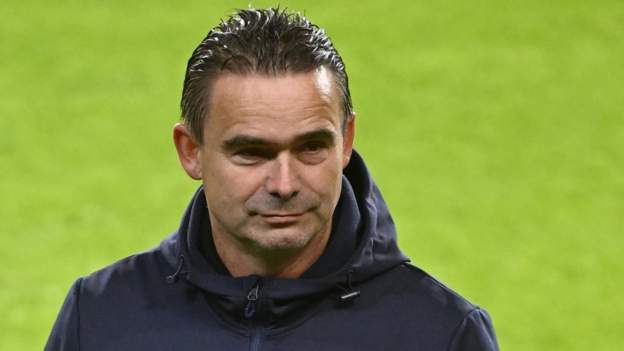 Marc Overmars: Fifa extends ex-Netherlands winger's ban to global game