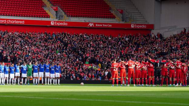 Liverpool v Everton: Anfield falls silent for Israel-Gaza war