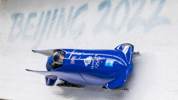 Bobsleigh chief resigns over 'mad' reform plans