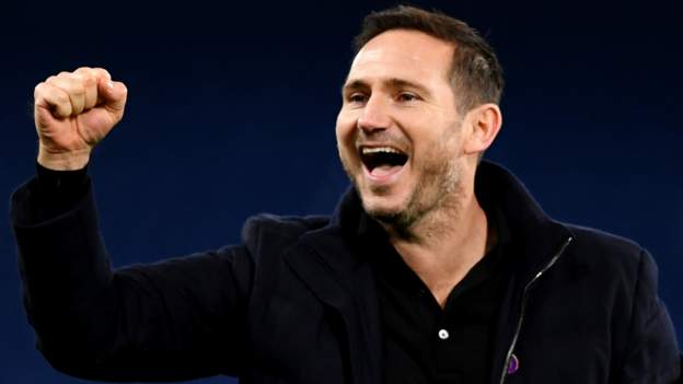Former England midfielder Lampard offered Everton manager job