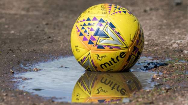 scottish-league-1-2-clubs-vote-for-22-game-season-with-split-after-18