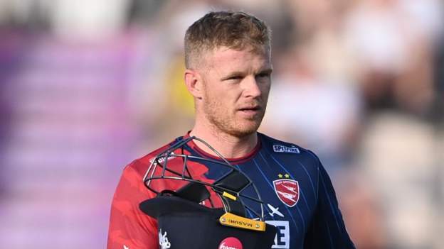 Sam Billings Kent Captain Will Miss 2023 Ipl Season To Focus On County Championship Bbc Sport 5839