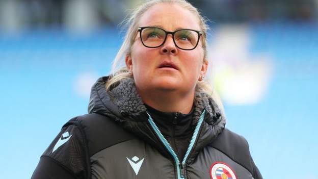'It's like a family' - Chambers on life at Reading