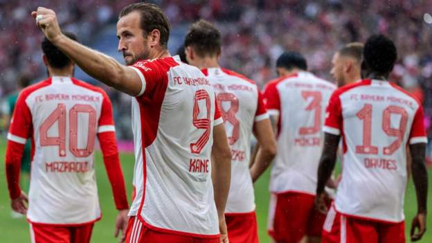 Kane scores twice as Bayern Munich beat Augsburg