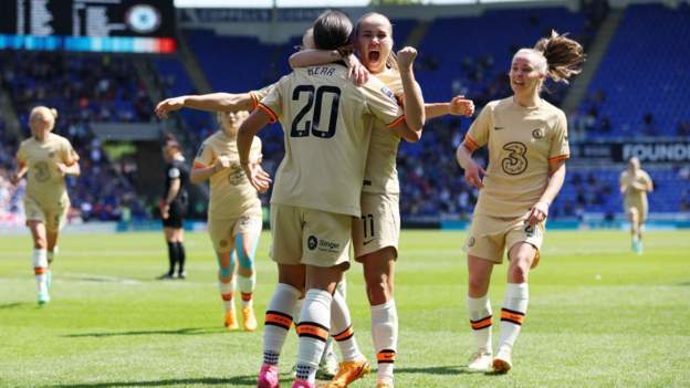 Chelsea beat Reading to seal fourth successive WSL title