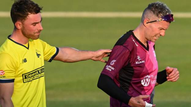 Somerset suffer first T20 Blast loss at Hampshire
