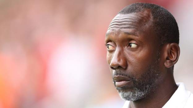 Jimmy Floyd Hasselbeink: Burton Albion-chef overweegt te stoppen na recente nederlaag