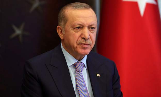 65 yaş üstü, her gün 10.00 ila 20.00 saatleri arasında dışarı çıkabilecek