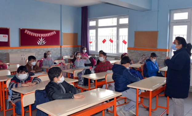 MEB yüz yüze eğitim ve sınavların detaylarını açıkladı