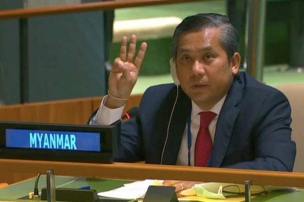 စစ်အာဏာသိမ်းမှုကို ဆန့်ကျင်ပြီး CRPH ရဲ့ စာကို ဖတ်ကြားခဲ့တဲ့ ဦးကျော်မိုးထွန်း
