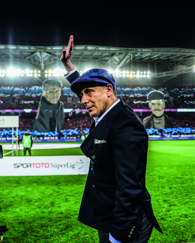 Abdullah Avcı görevinden istifa etti