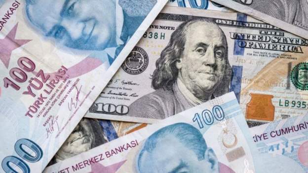 Dolar/TL kuru yeni bir rekor kırdı