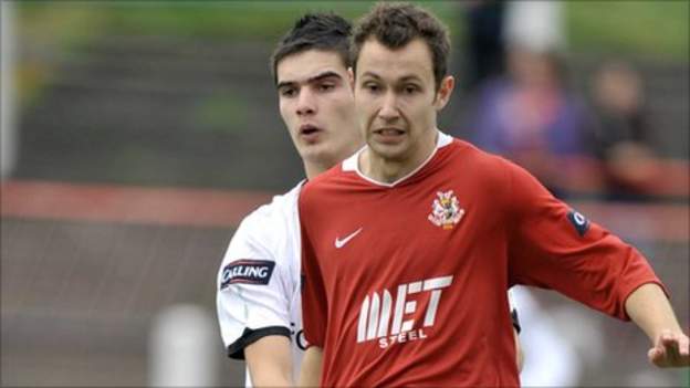 Midfield Pair Cawley And McCullough To Depart Portadown - BBC Sport