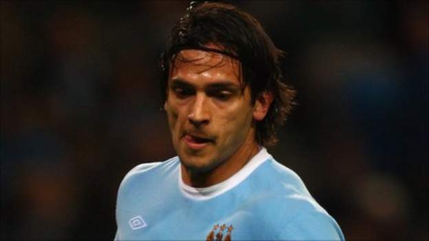 Malaga sign Roque Santa Cruz from Manchester City on loan, The Independent