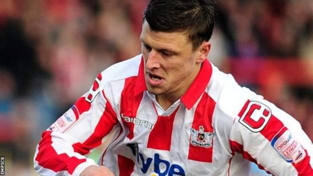 Exeter defender Danny Coles set to return from broken back - BBC Sport