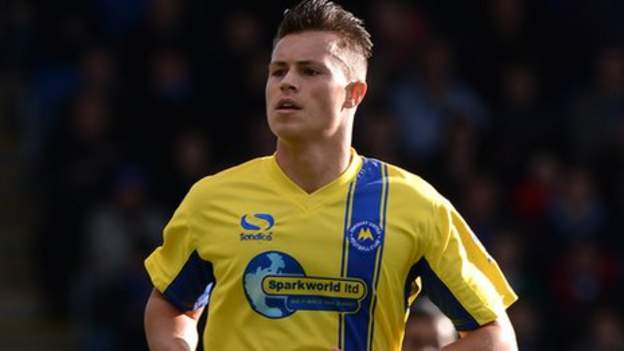 Torquay United's Billy Bodin feels pressure of transfer fee - BBC Sport