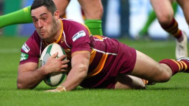 Huddersfield Giants Centre Joe Wardle Extends Deal Bbc Sport