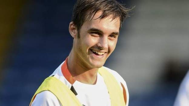Blackpool s Liam Tomsett Returns To Hyde FC On Season long Loan BBC Sport blackpool-s-liam-tomsett-returns-to-hyde-fc-on-season-long-loan-bbc-sport