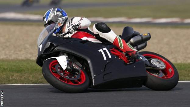 Marty Nutt calls time on motorcycle racing career - BBC Sport