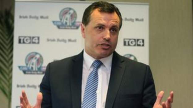 Ireland manager Paul Earley