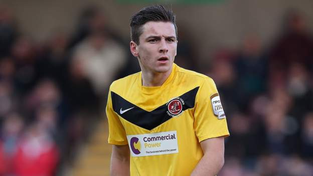 Chester allow injured Alex Titchiner & Lee Pugh to leave - BBC Sport