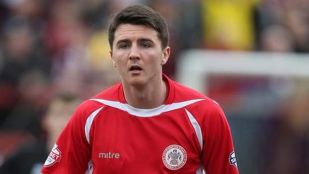 Wycombe Wanderers sign Accrington Stanley's Peter Murphy - BBC Sport