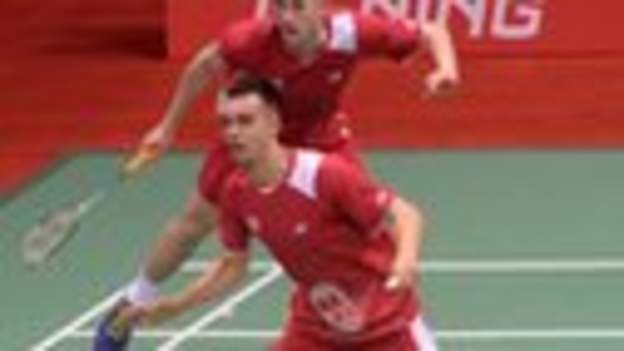Badminton