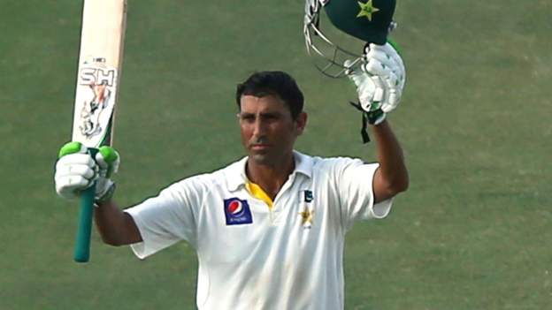 Pakistan v Australia: Younus Khan hits double century in Abu Dhabi ...