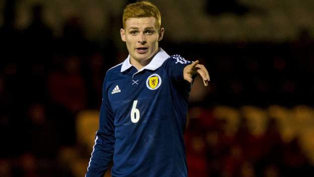 Hibernian sign Fraser Fyvie until end of the season - BBC Sport