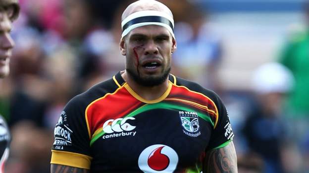 Sam Rapira: Huddersfield sign NZ Warriors prop for 2016 - BBC Sport
