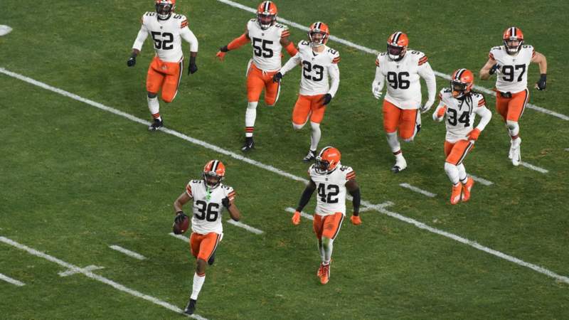 How Sunday s NFL Super Wildcard Games Unfolded Live BBC Sport