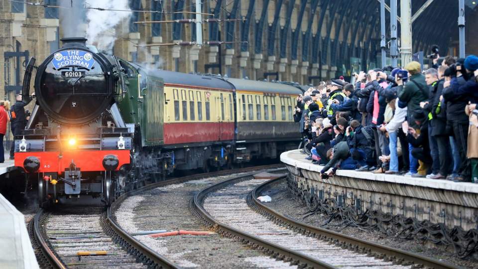 BBC Local Live Beds, Herts & Bucks on Thursday, 25 February 2016 BBC