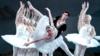 Ксандер Пэриш исполняет «Лебединое озеро» в Королевском оперном театре с балетом Мариинского театра