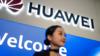 Хозяйка приветствует журналистов и гостей, присутствующих на презентации продукта для баз данных и хранилищ Huawei, во время пресс-конференции в Пекинском информационном центре Huawei в Пекине 15 мая 2019 г.