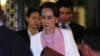 Лидер Мьянмы Аунг Сан Су Чжи покидает Международный суд (ICJ), высший суд Организации Объединенных Наций, после судебных слушаний в Гааге, Нидерланды, 12 декабря 2019 г.