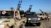 ополченцы из Мисраты прибывают на окраину Триполи, 6 апреля