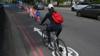 Всплывающая велодорожка на Парк-лейн в Лондоне