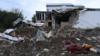 Разрушенный в результате обстрела дом в Степанакерте, Нагорный Карабах