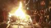 Мятежники подожгли баррикаду после протеста с требованием справедливости по делу Ибрагима