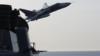 Российский самолет Су-24 совершил низкий проход мимо военного корабля США Дональд Кук