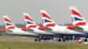 Самолет British Airways припаркован