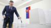 Премьер-министр Словакии Роберт Фицо голосует в Братиславе 5 марта