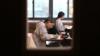 Южнокорейские студенты сдают тест в Сеуле в 2019 году