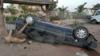Автомобиль, перевернувшийся после превышения скорости в Гамбии