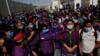 Сотрудники Regal проводят акцию протеста с требованием соблюдения карантина во избежание заражения коронавирусной болезнью